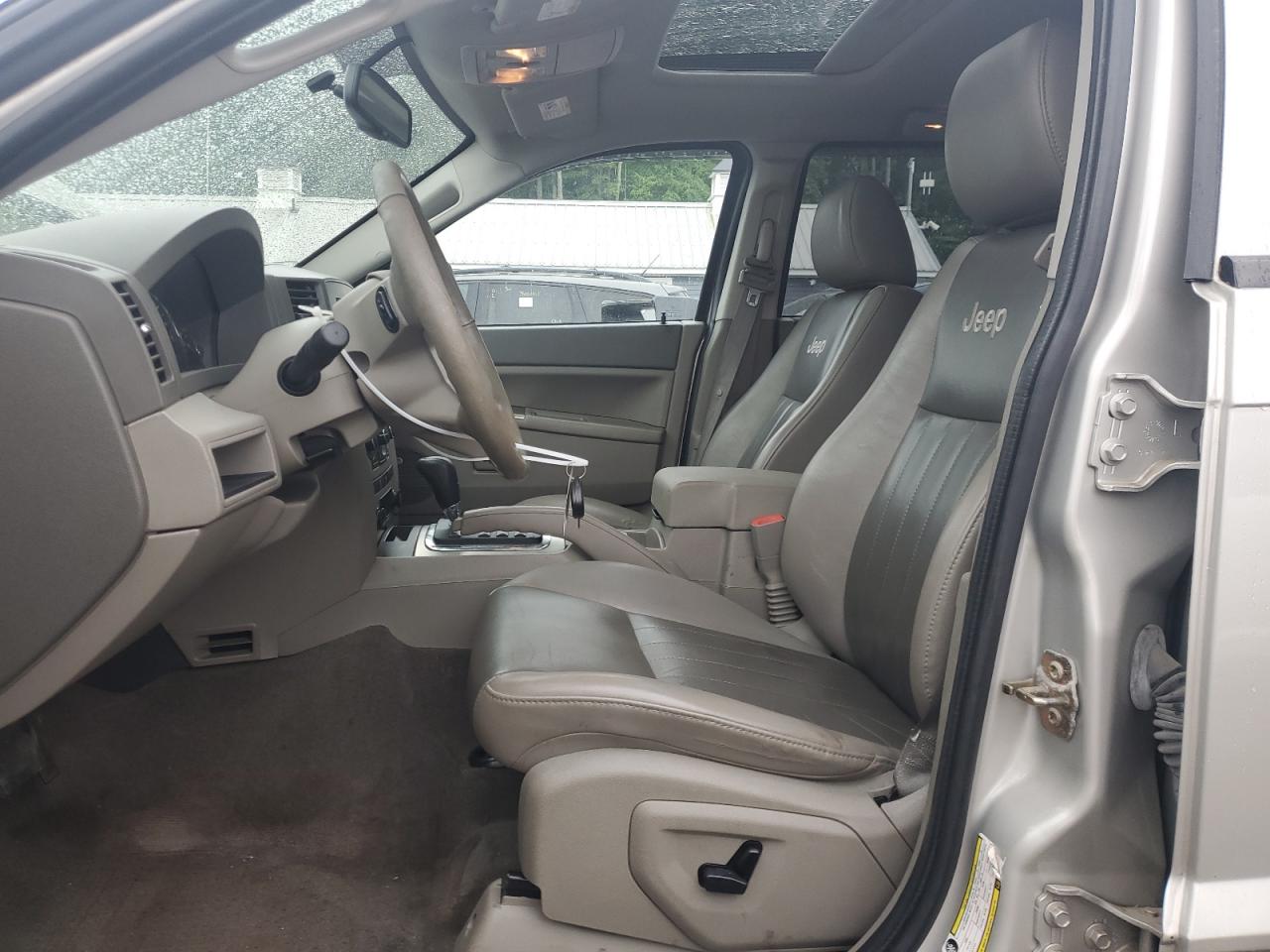 1J8GR48K07C549359 2007 Jeep Grand Cherokee Laredo