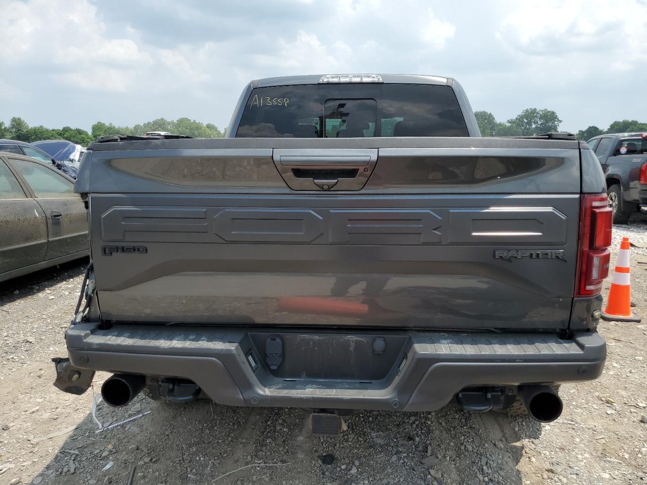 1FTFW1RG8JFA13558 2018 Ford F150 Raptor