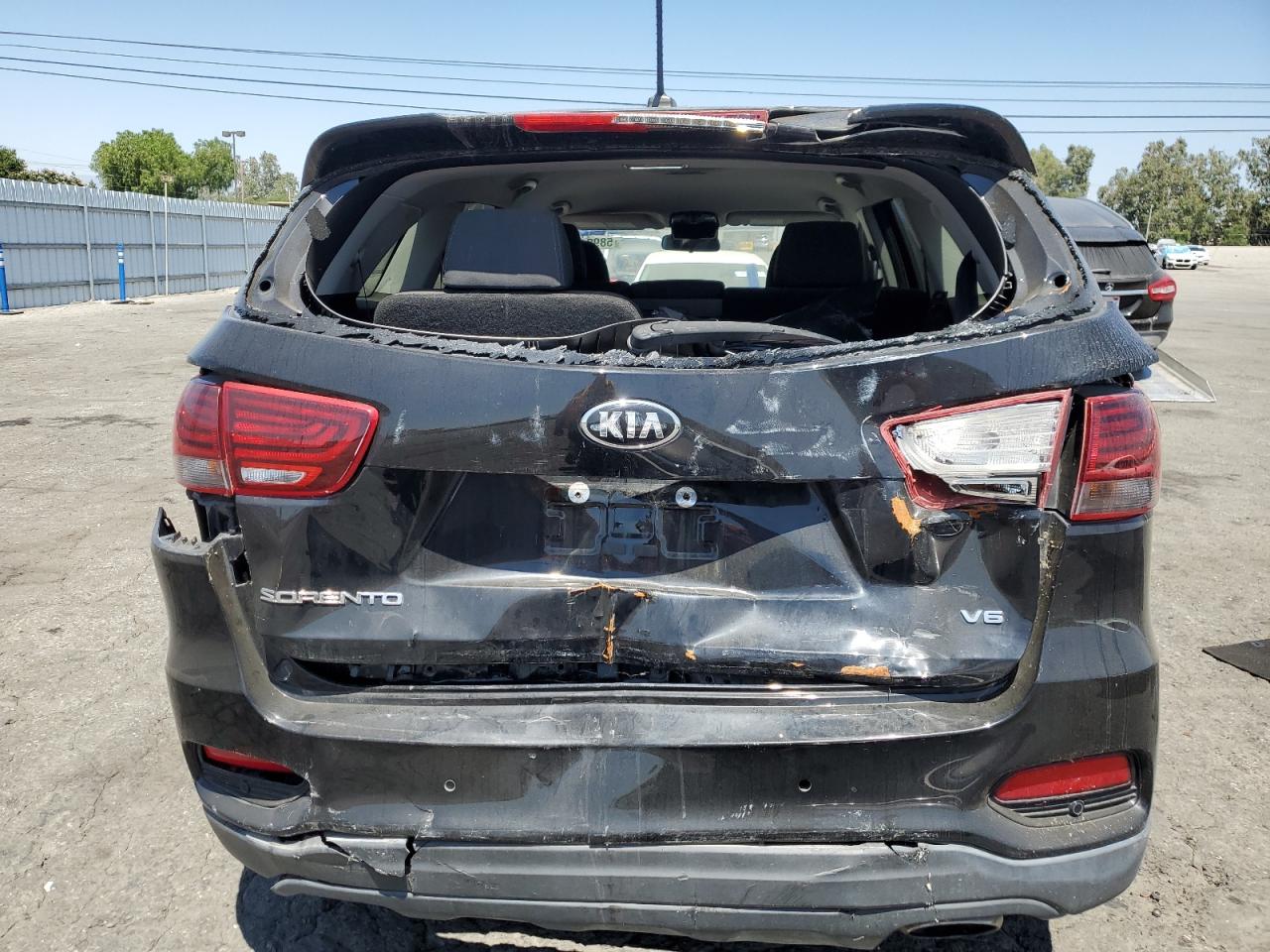 2020 Kia Sorento S vin: 5XYPG4A53LG695438