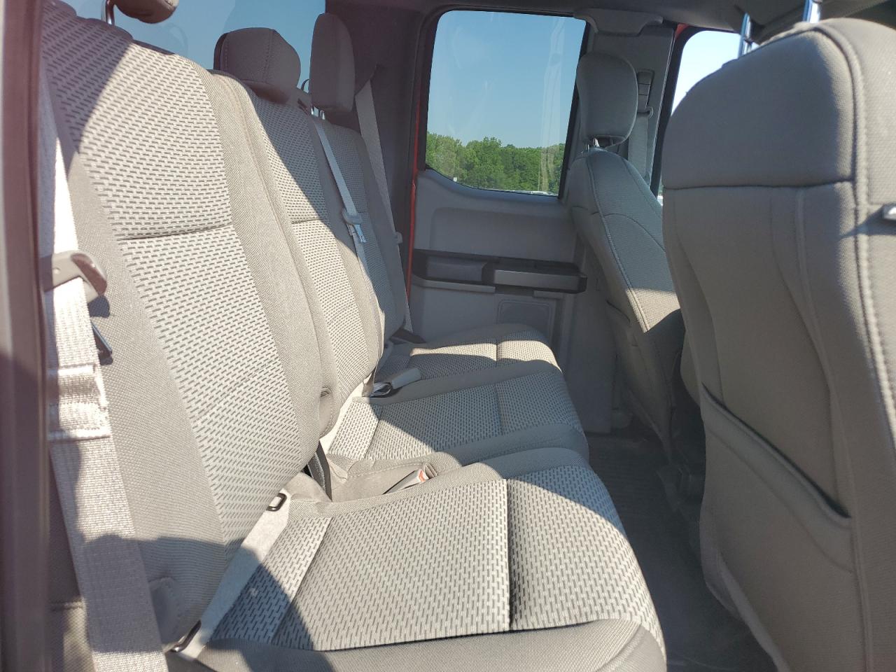 1FTFX1E57JKG12427 2018 Ford F150 Super Cab