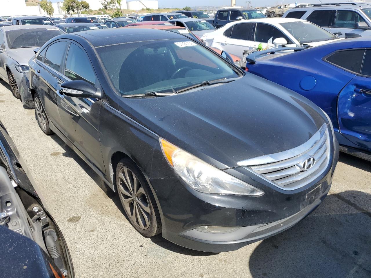 5NPEC4AB2EH853272 2014 Hyundai Sonata Se