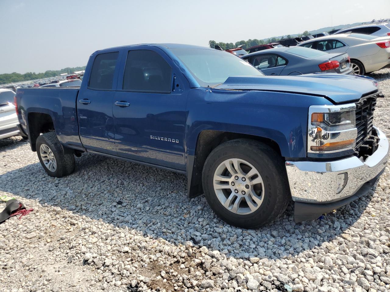 2018 Chevrolet Silverado K1500 Lt vin: 1GCVKREH4JZ208799