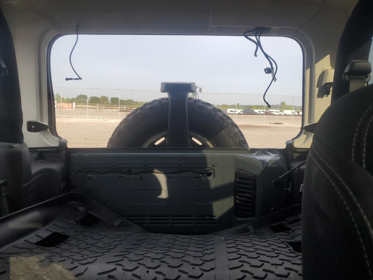 1C4BJWCG1FL561431 2015 Jeep Wrangler Rubicon