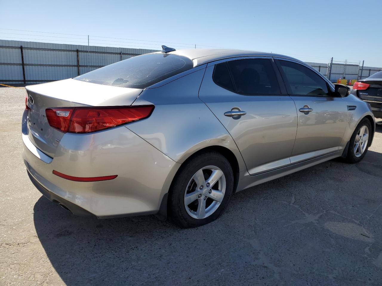 KNAGM4A77F5540590 2015 Kia Optima Lx