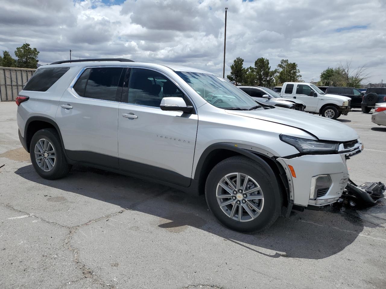 2022 Chevrolet Traverse Lt vin: 1GNERGKW8NJ166586