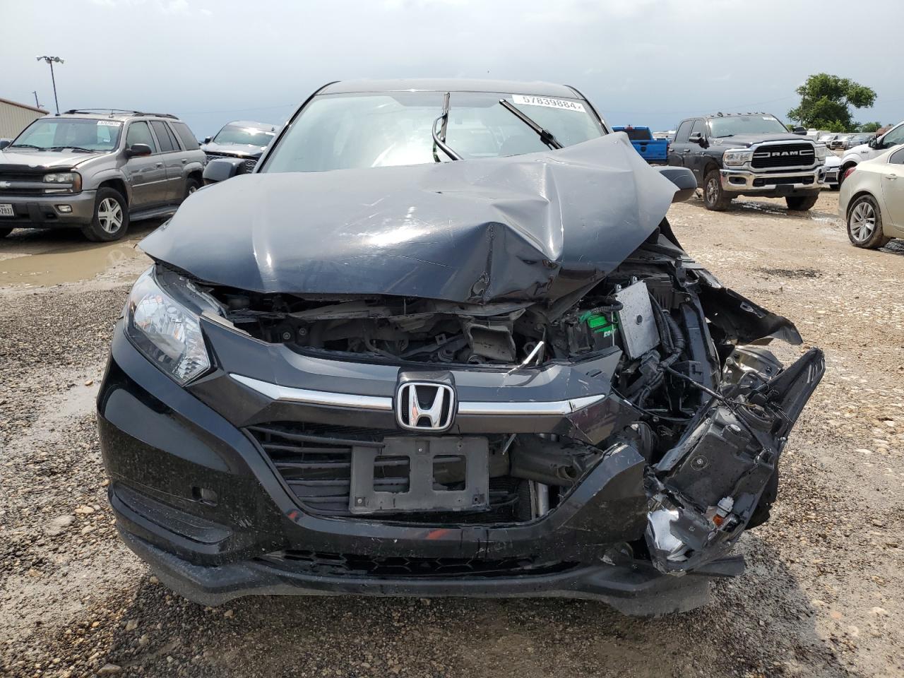 3CZRU5H39JM715147 2018 Honda Hr-V Lx