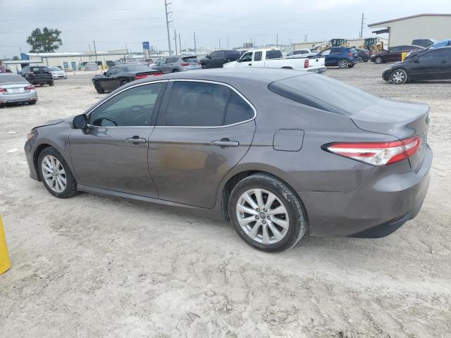 VIN 4T1B11HK7JU147620 2018 Toyota Camry, L no.2