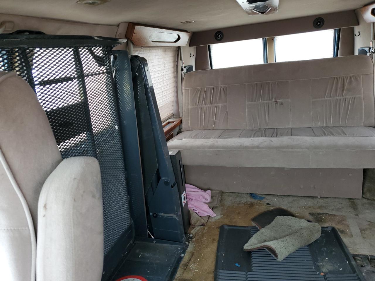 2B6HB11Y8WK162459 1998 Dodge Ram Van B1500