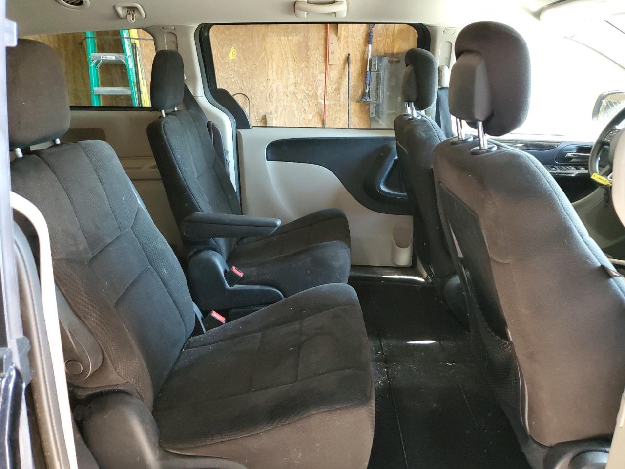 2C4RDGCG5CR196623 2012 Dodge Grand Caravan Sxt