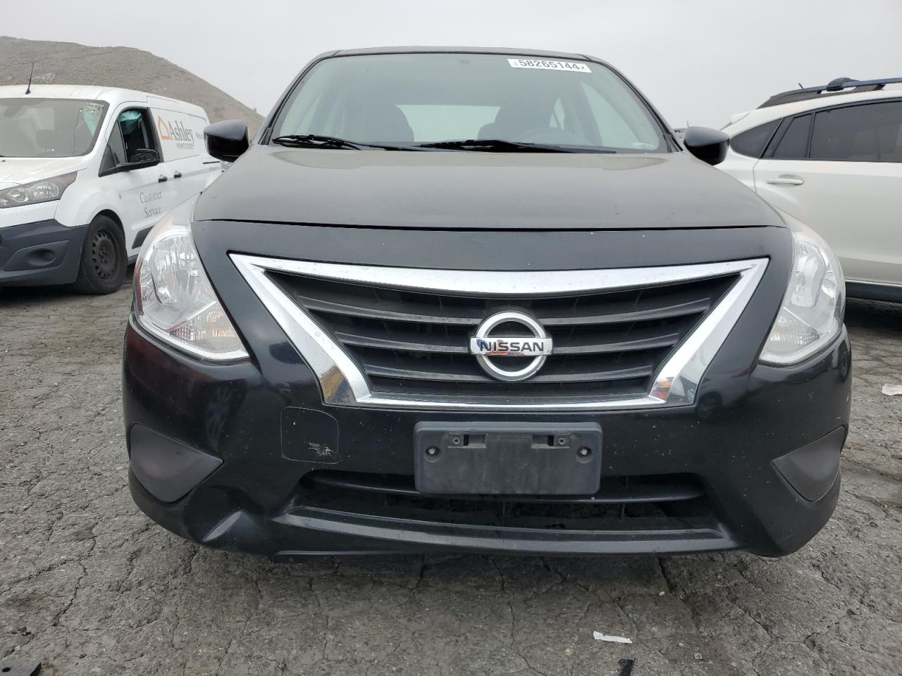 3N1CN7AP3JL844494 2018 Nissan Versa S