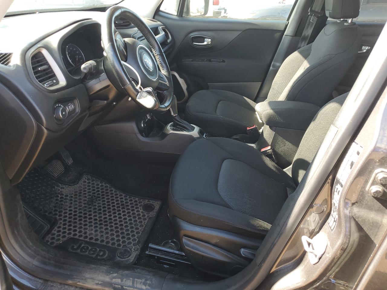 ZACCJBBB1HPG52927 2017 Jeep Renegade Latitude