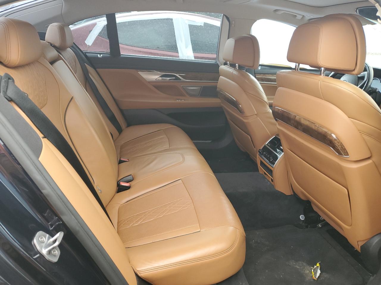 WBA7F2C57GG420384 2016 BMW 750 Xi