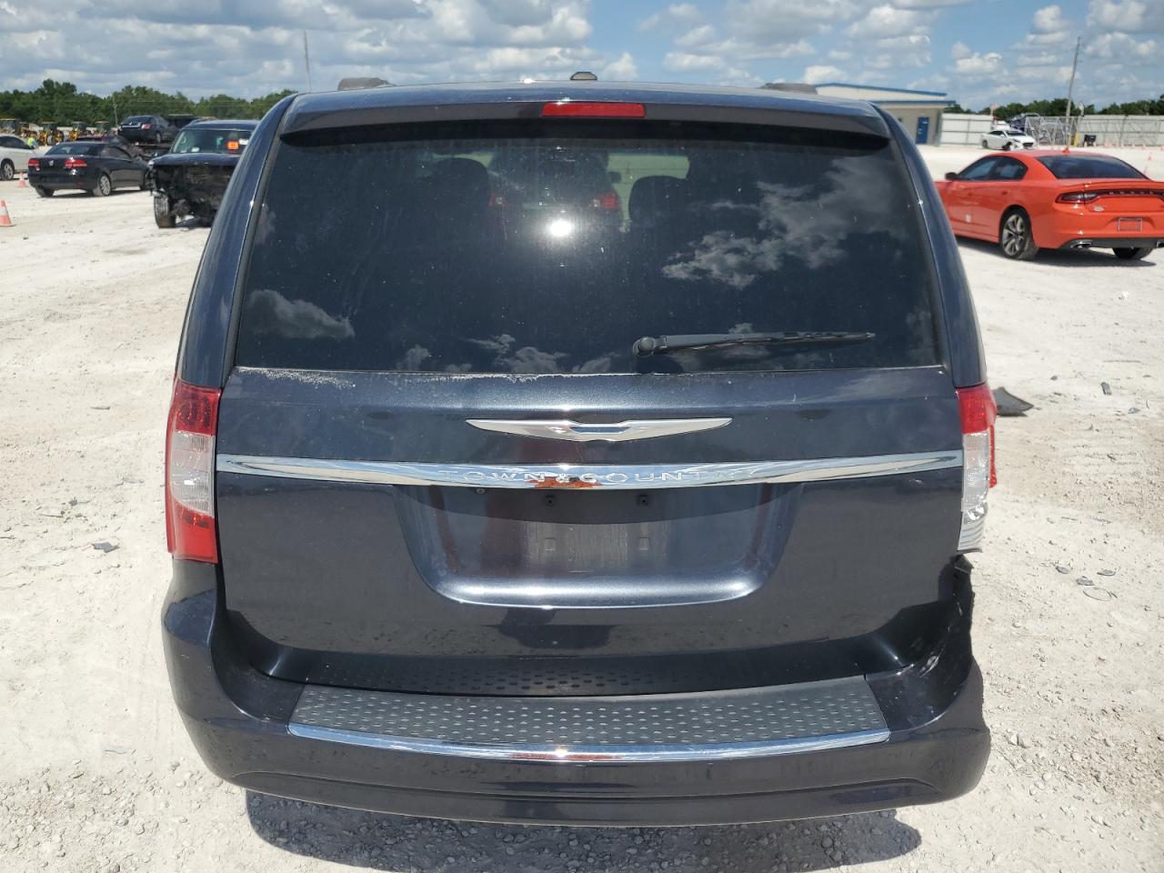 2C4RC1BG3ER303804 2014 Chrysler Town & Country Touring