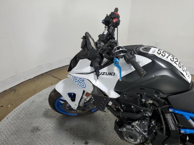 2023 SUZUKI MOTORCYCLE JS1EM11B2P7100130
