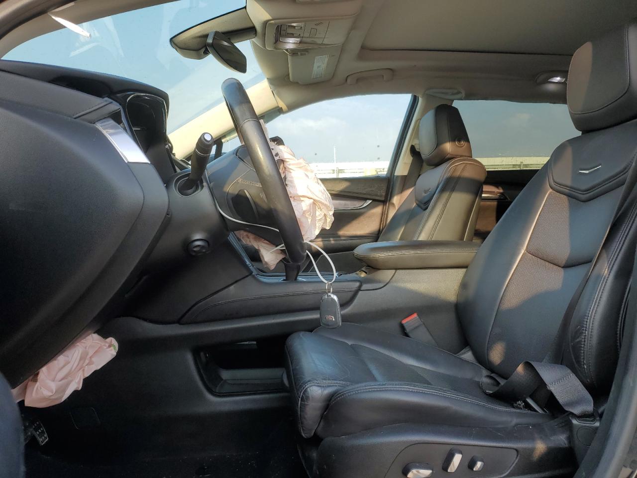 1GYKNDRS0HZ167109 2017 Cadillac Xt5 Luxury