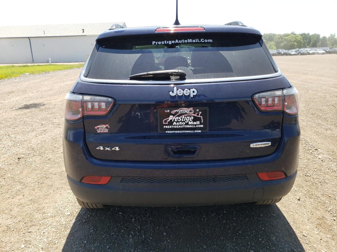 3C4NJDBB7KT835138 2019 Jeep Compass Latitude