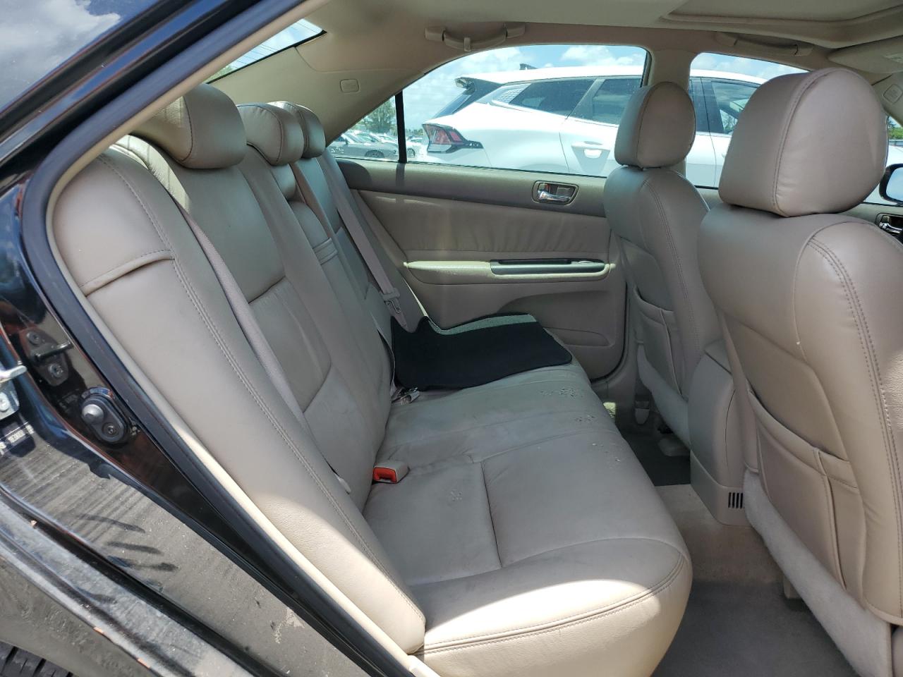 4T1BE30KX5U003299 2005 Toyota Camry Le