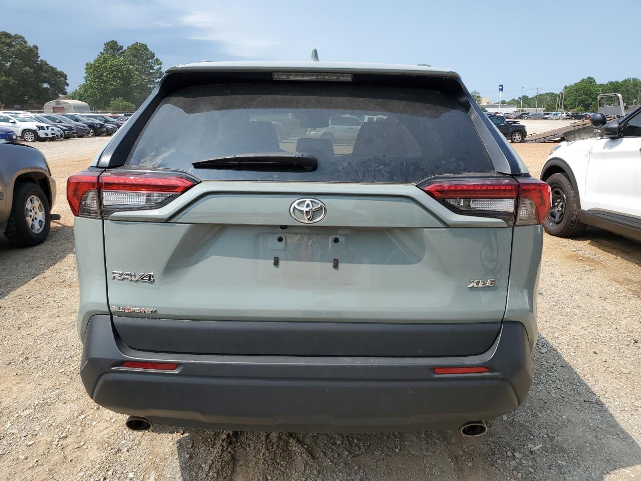 2T3W1RFV0NW231093 2022 Toyota Rav4 Xle