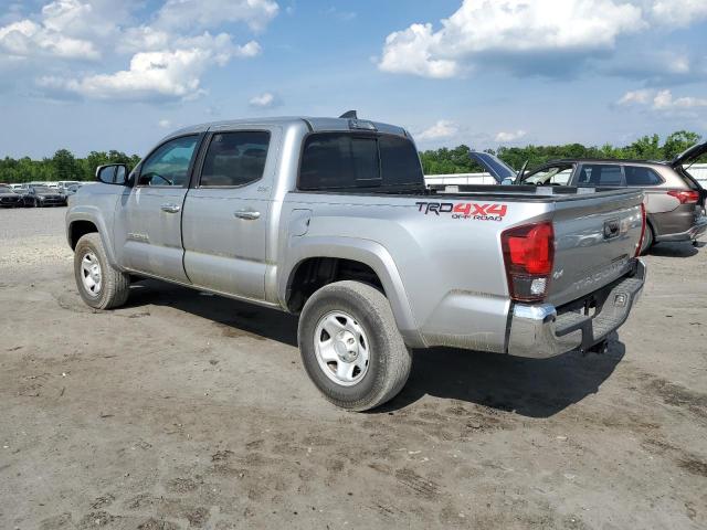 VIN 5TFAZ5CN4JX068048 2018 Toyota Tacoma, Double Cab no.2