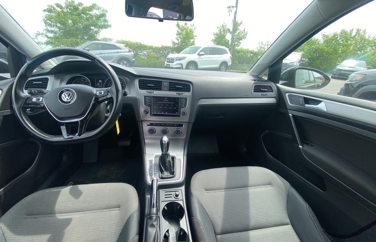 3VW017AU4HM526838 2017 Volkswagen Golf Sportwagen S