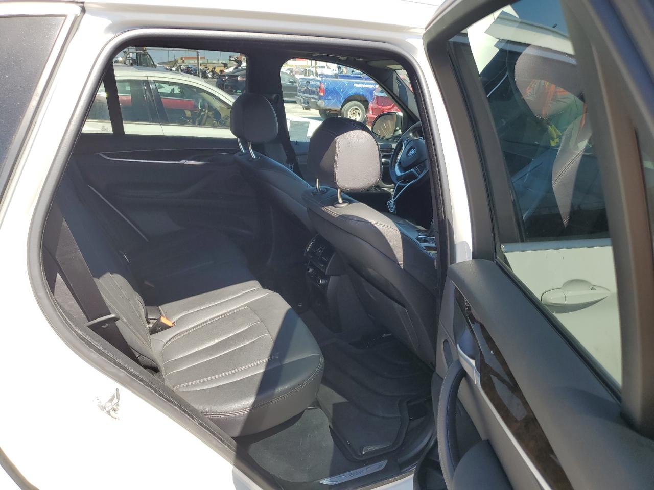 5UXKR0C54JL071173 2018 BMW X5 xDrive35I