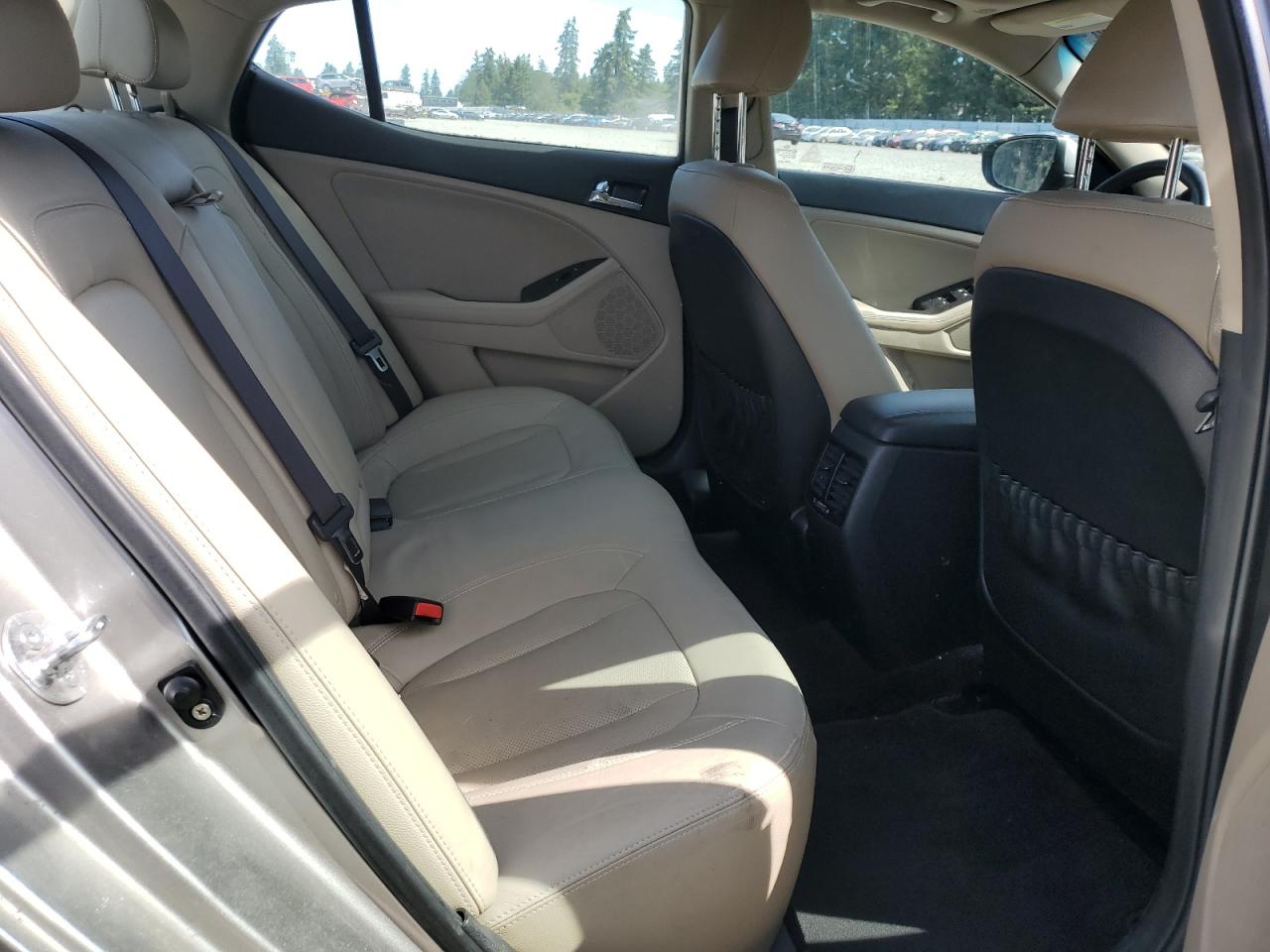 KNAGN4A76B5060791 2011 Kia Optima Ex