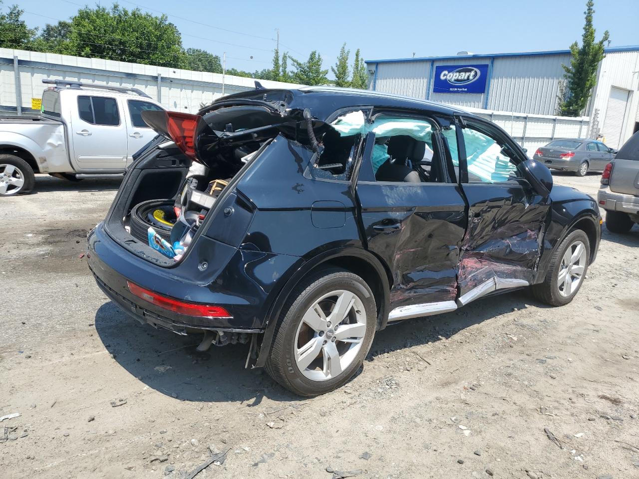 WA1ANAFY5J2164028 2018 Audi Q5 Premium