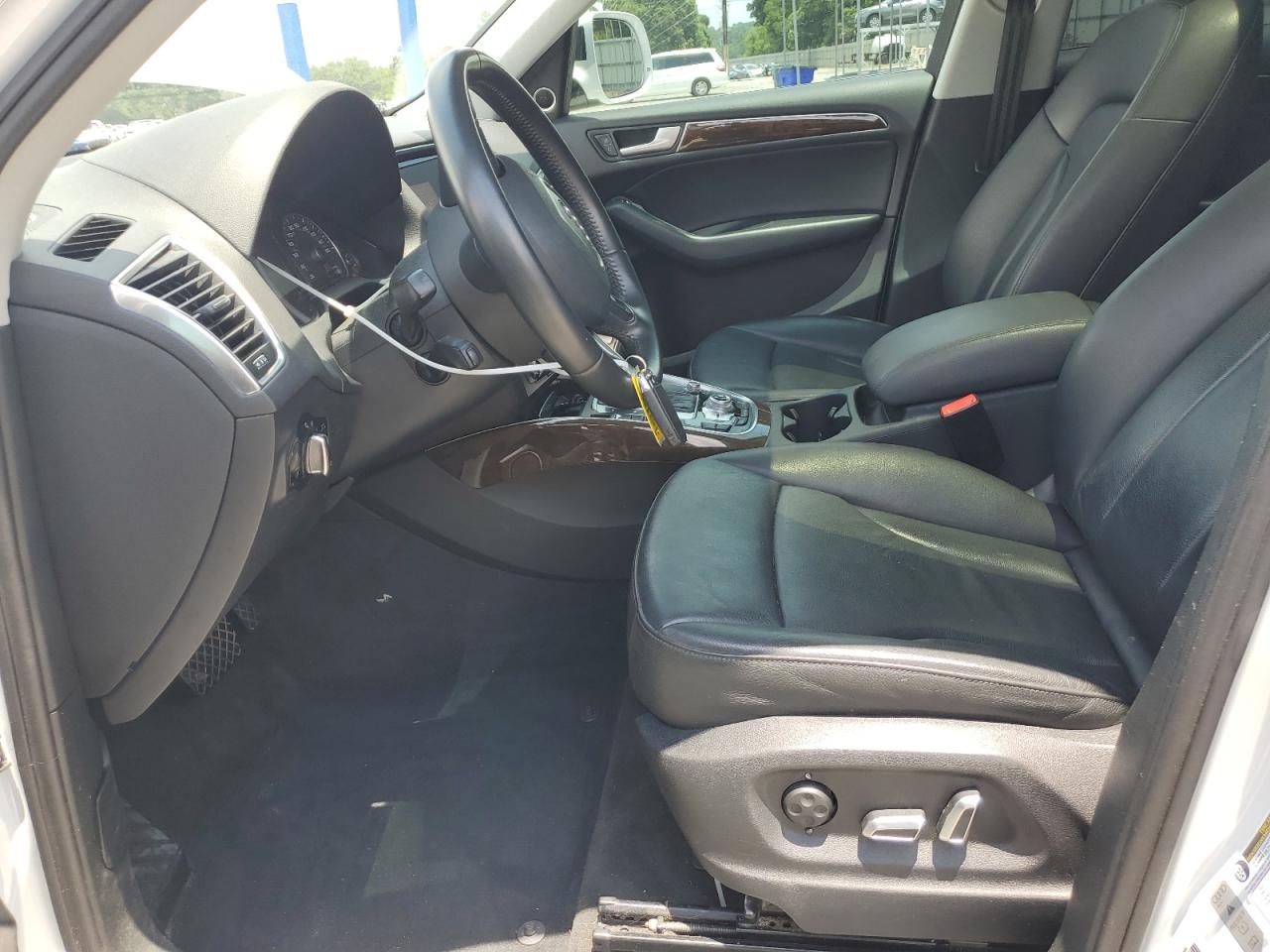 WA1L2AFP7HA040173 2017 Audi Q5 Premium Plus