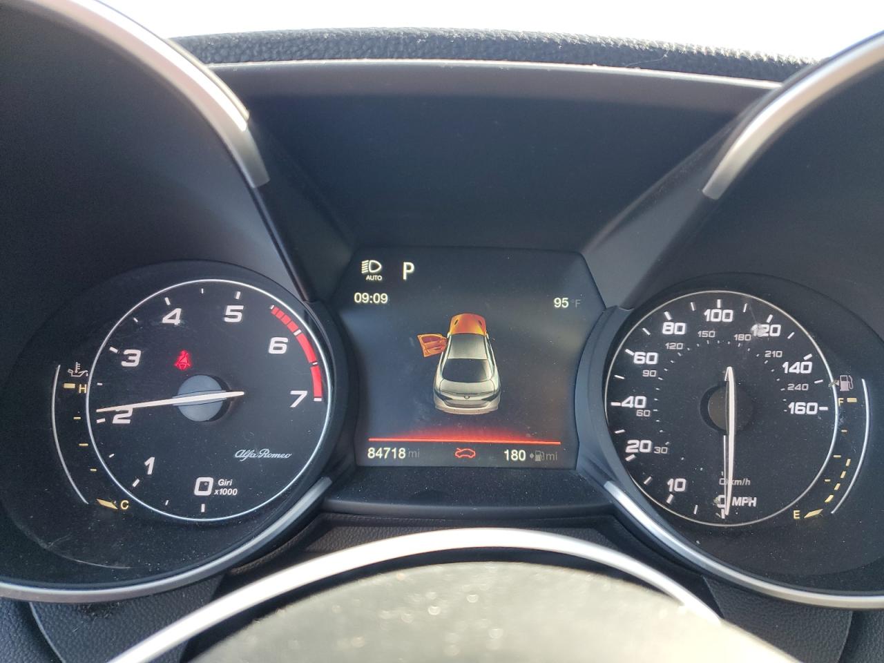 ZARFAEBN8H7537334 2017 Alfa Romeo Giulia