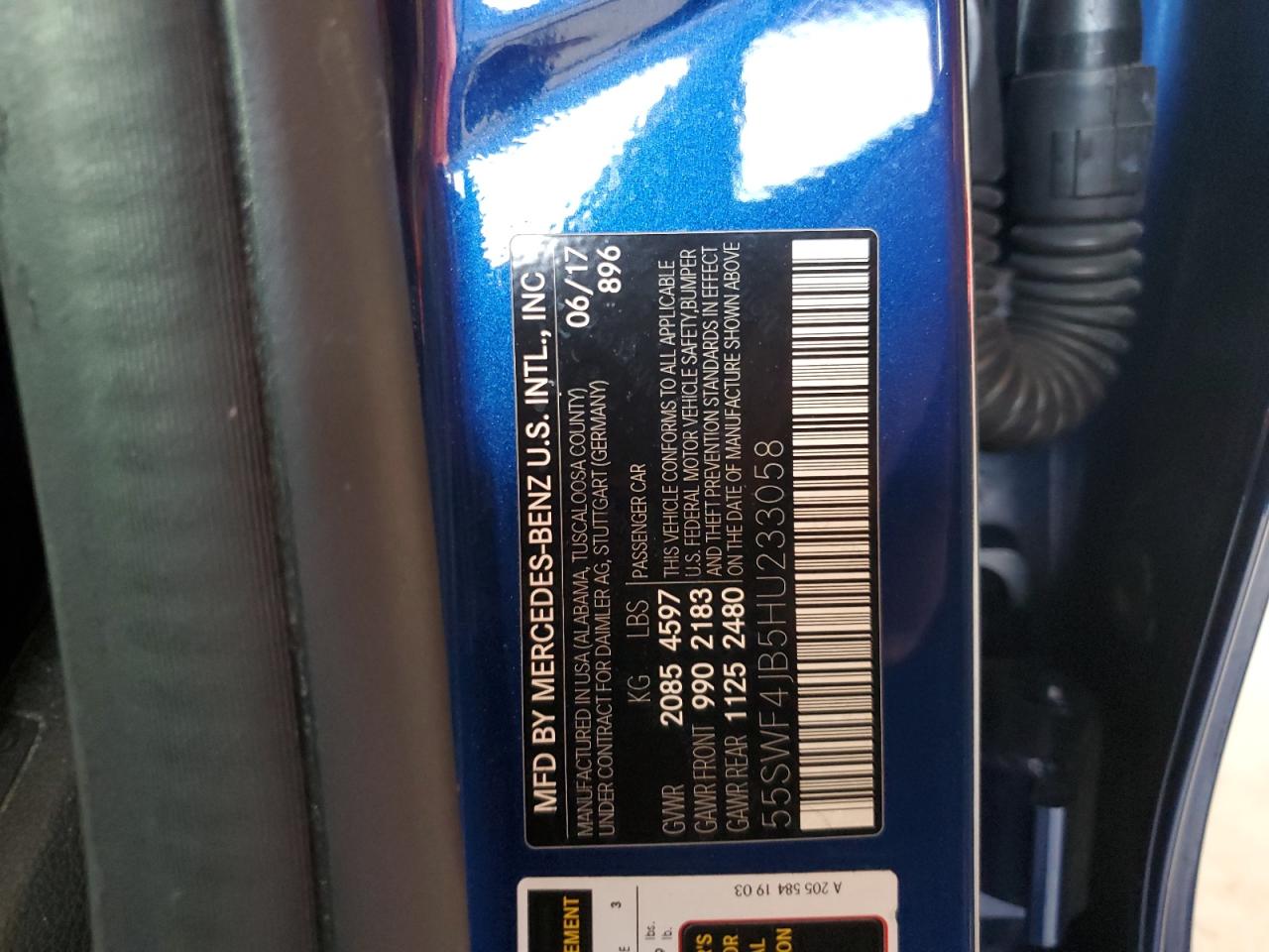 55SWF4JB5HU233058 2017 Mercedes-Benz C 300