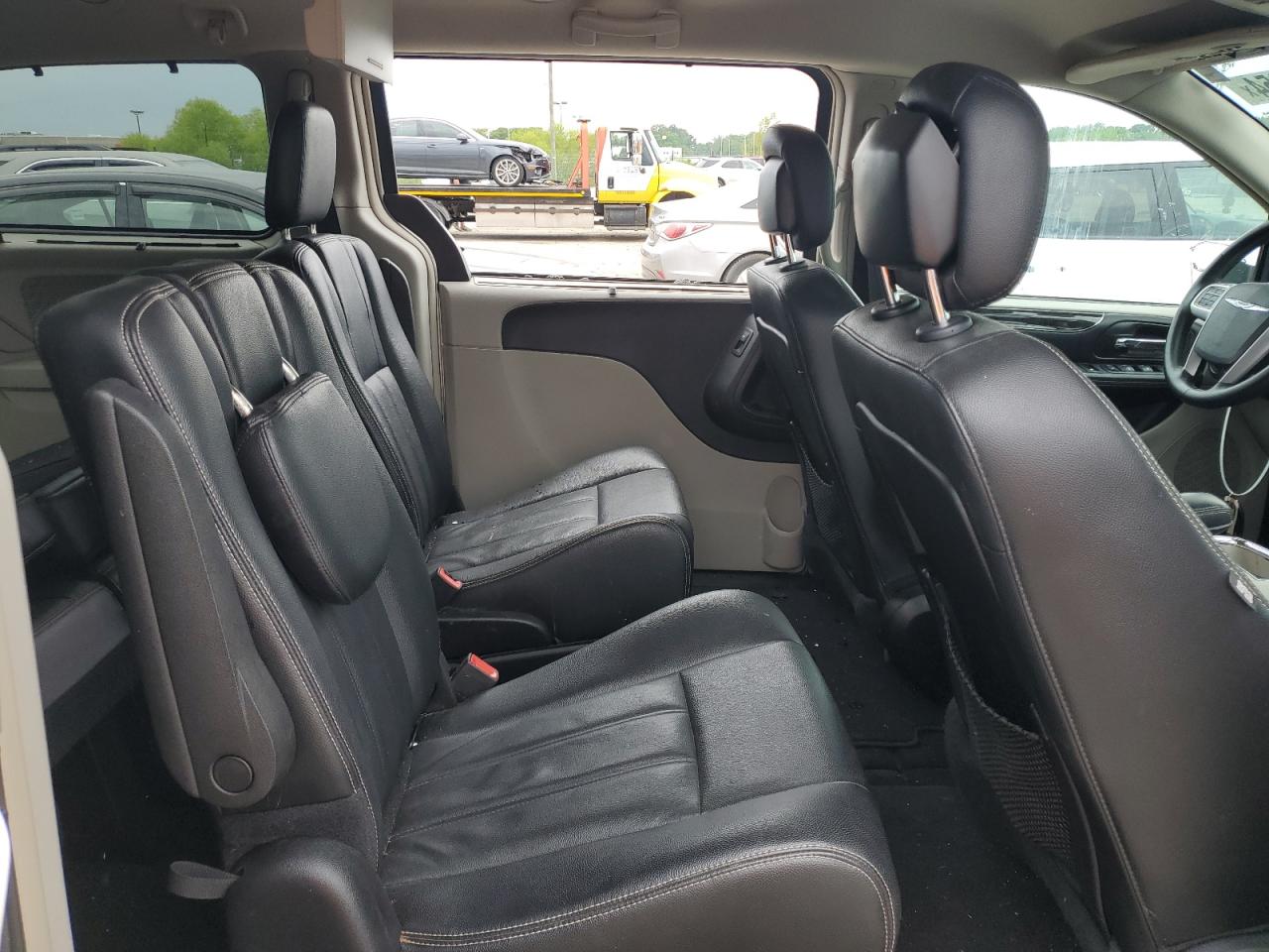 2C4RC1BG3GR261802 2016 Chrysler Town & Country Touring