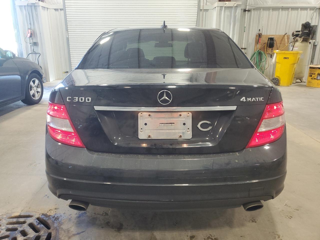WDDGF8BBXBR167433 2011 Mercedes-Benz C 300 4Matic