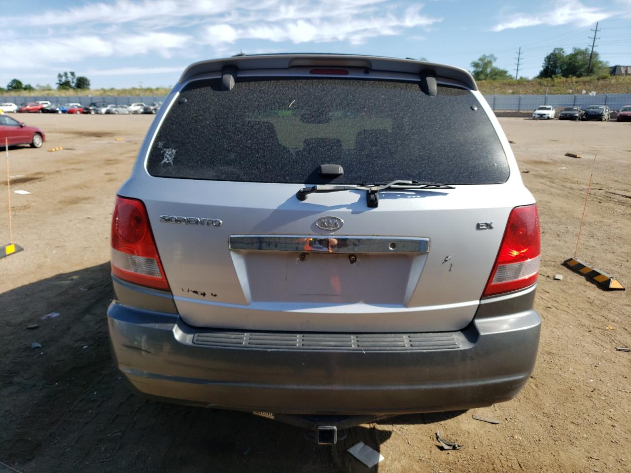KNDJC733945315995 2004 Kia Sorento Ex