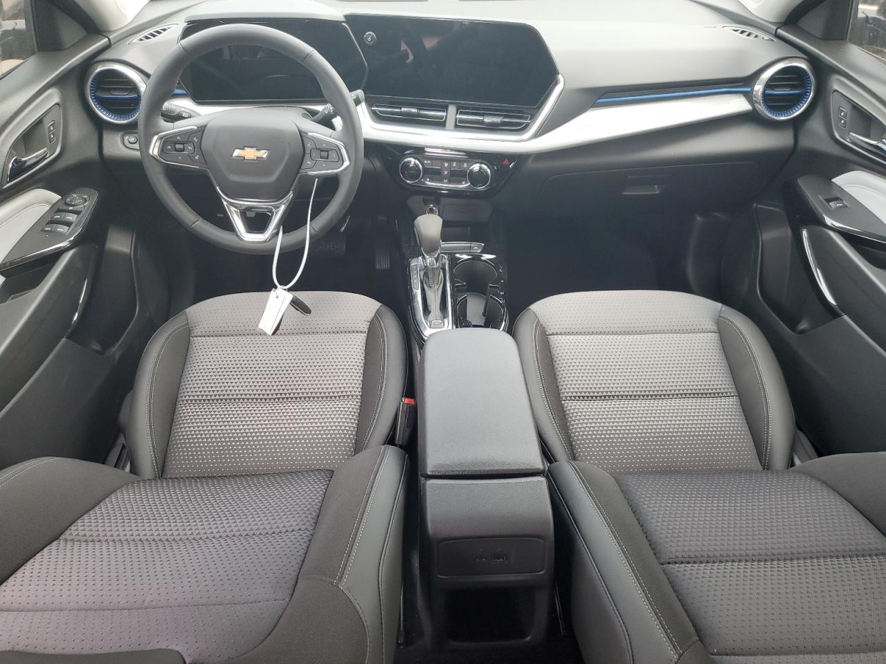 KL77LHE22RC125542 2024 Chevrolet Trax 1Lt