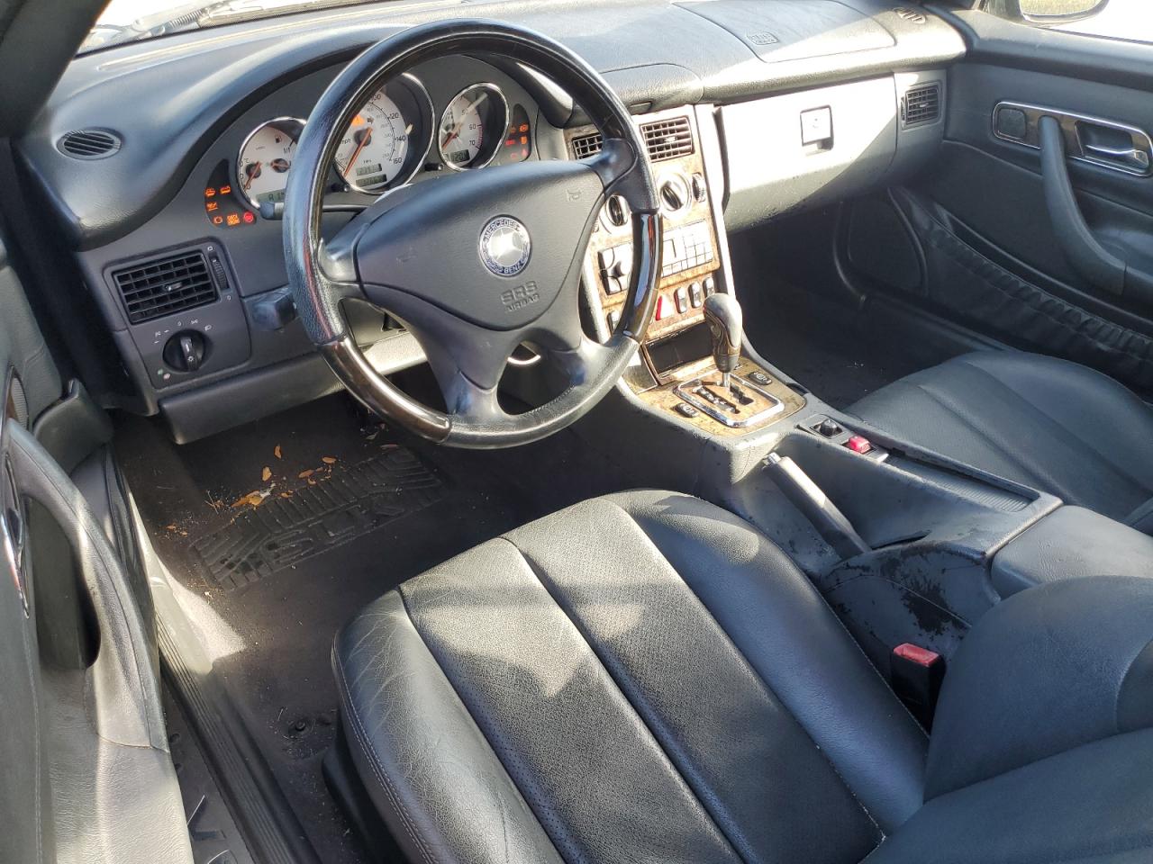 WDBKK65F52F244034 2002 Mercedes-Benz Slk 320