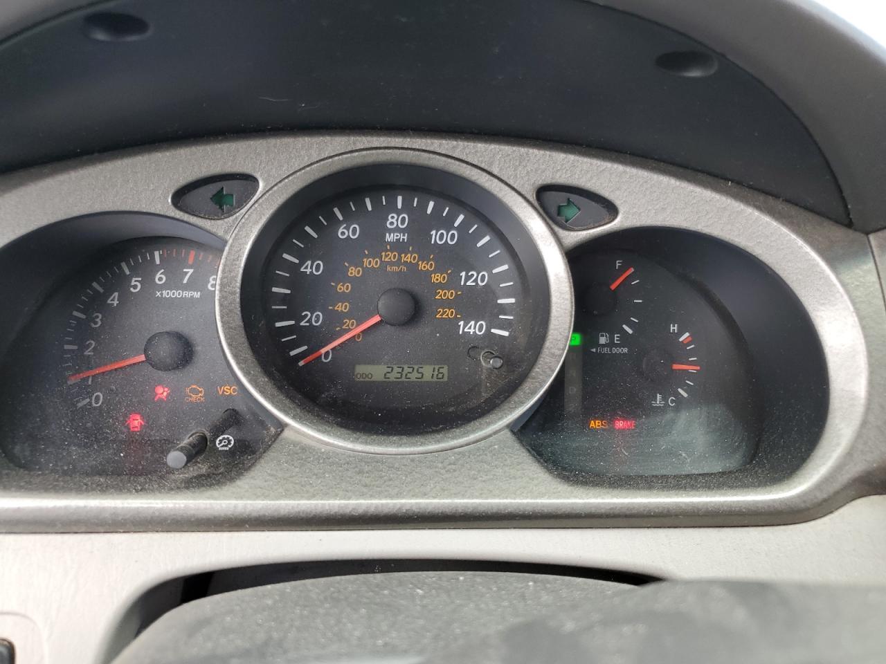 JTEHF21A930105561 2003 Toyota Highlander Limited