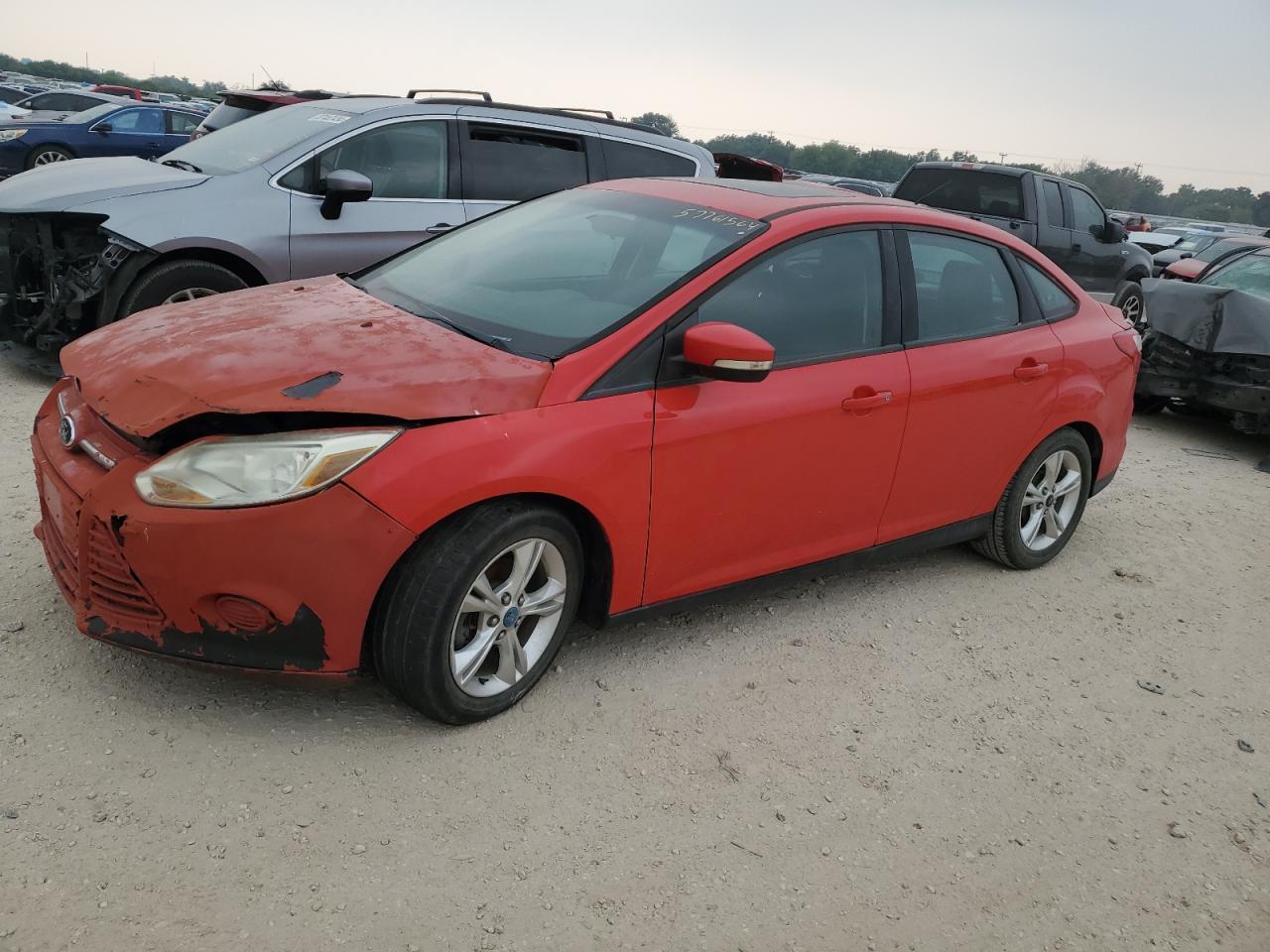 2014 Ford Focus Se vin: 1FADP3F23EL144807