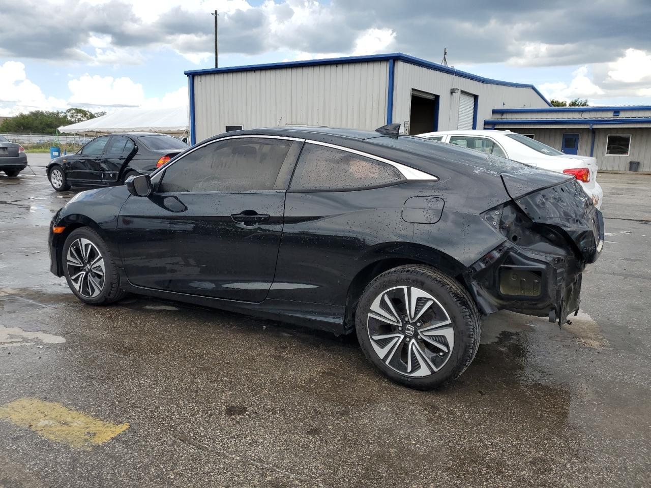 2018 Honda Civic Ex vin: 2HGFC3B31JH355512