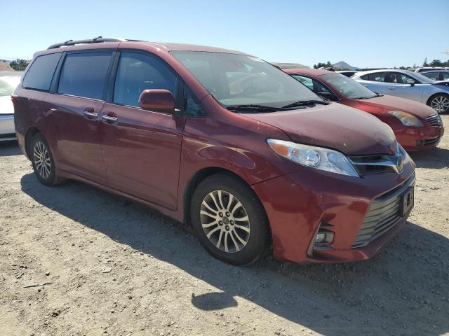 2018 TOYOTA SIENNA XLE - 5TDYZ3DC0JS914780