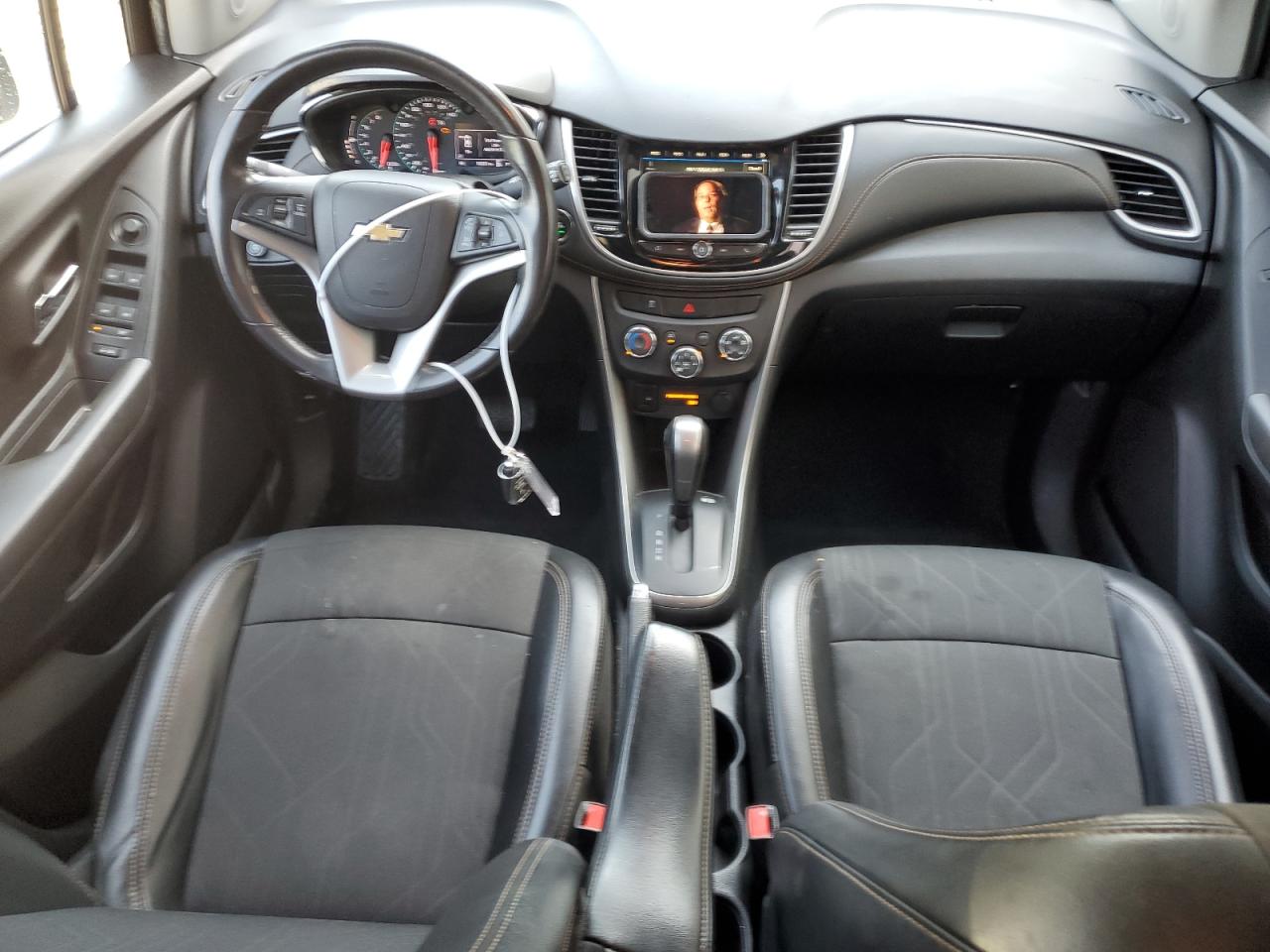 KL7CJLSB5KB913271 2019 Chevrolet Trax 1Lt