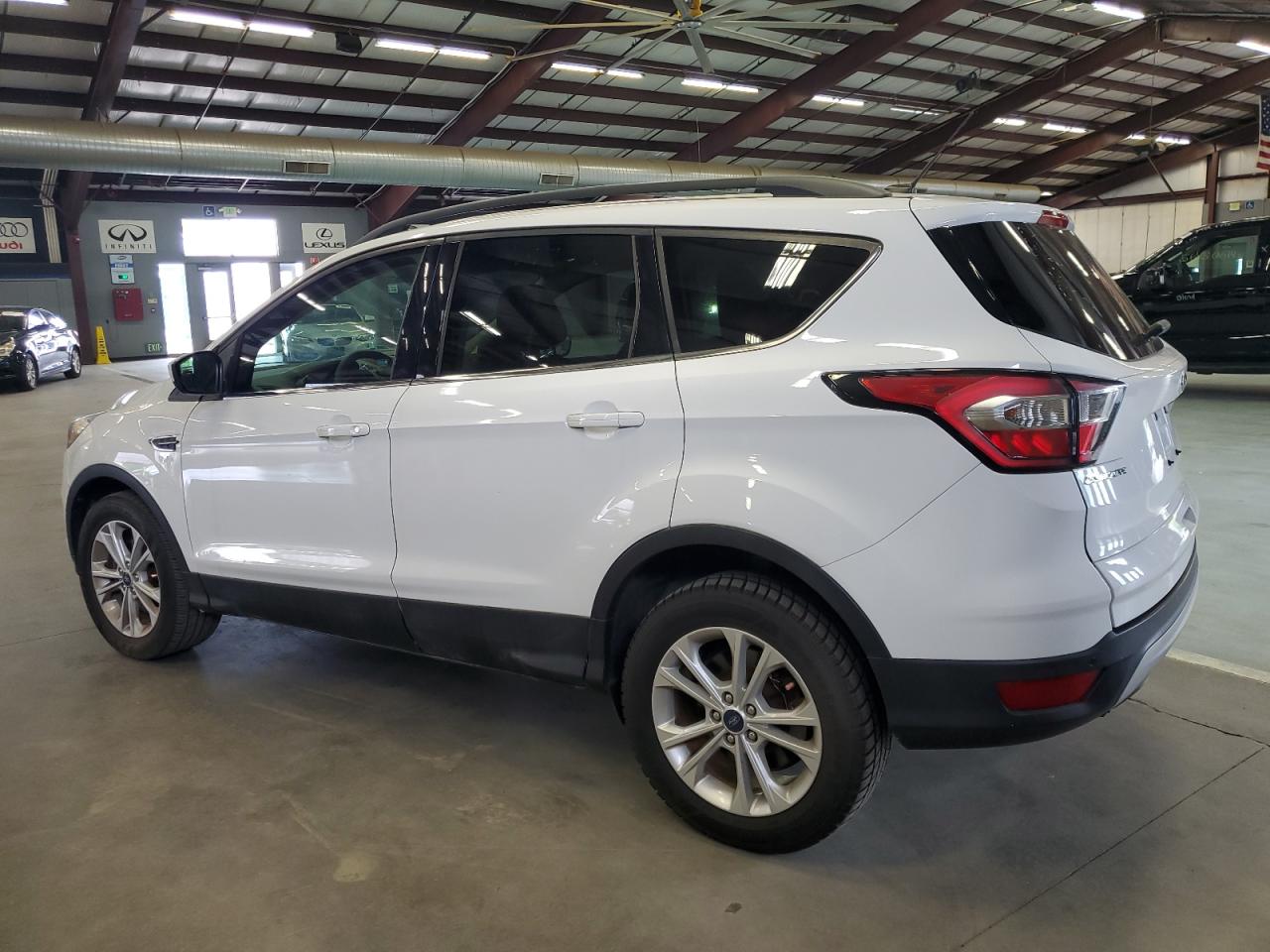 2017 Ford Escape Se vin: 1FMCU9GD5HUE56056