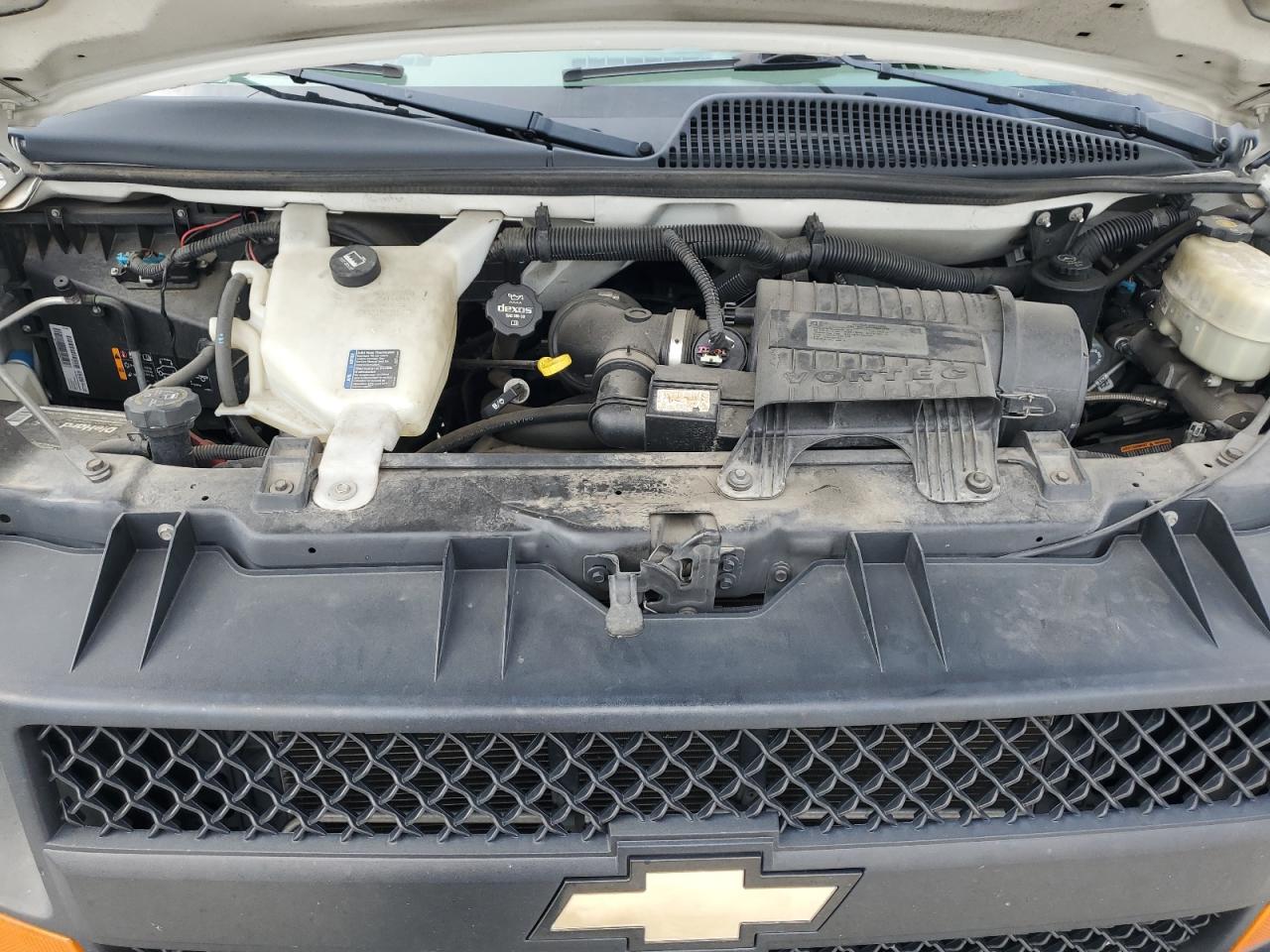 1GCWGFCF8F1255927 2015 Chevrolet Express G2500