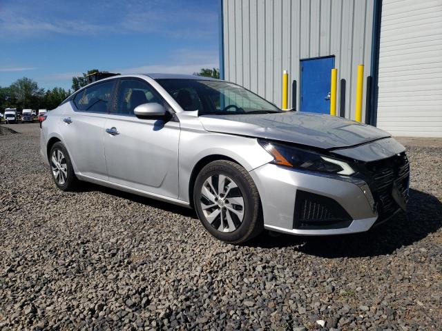 1N4BL4BV6PN385910 Nissan Altima S 4