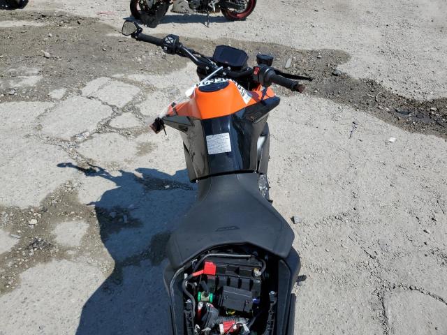 2022 KTM 890 DUKE R - VBKTU9402NM833927