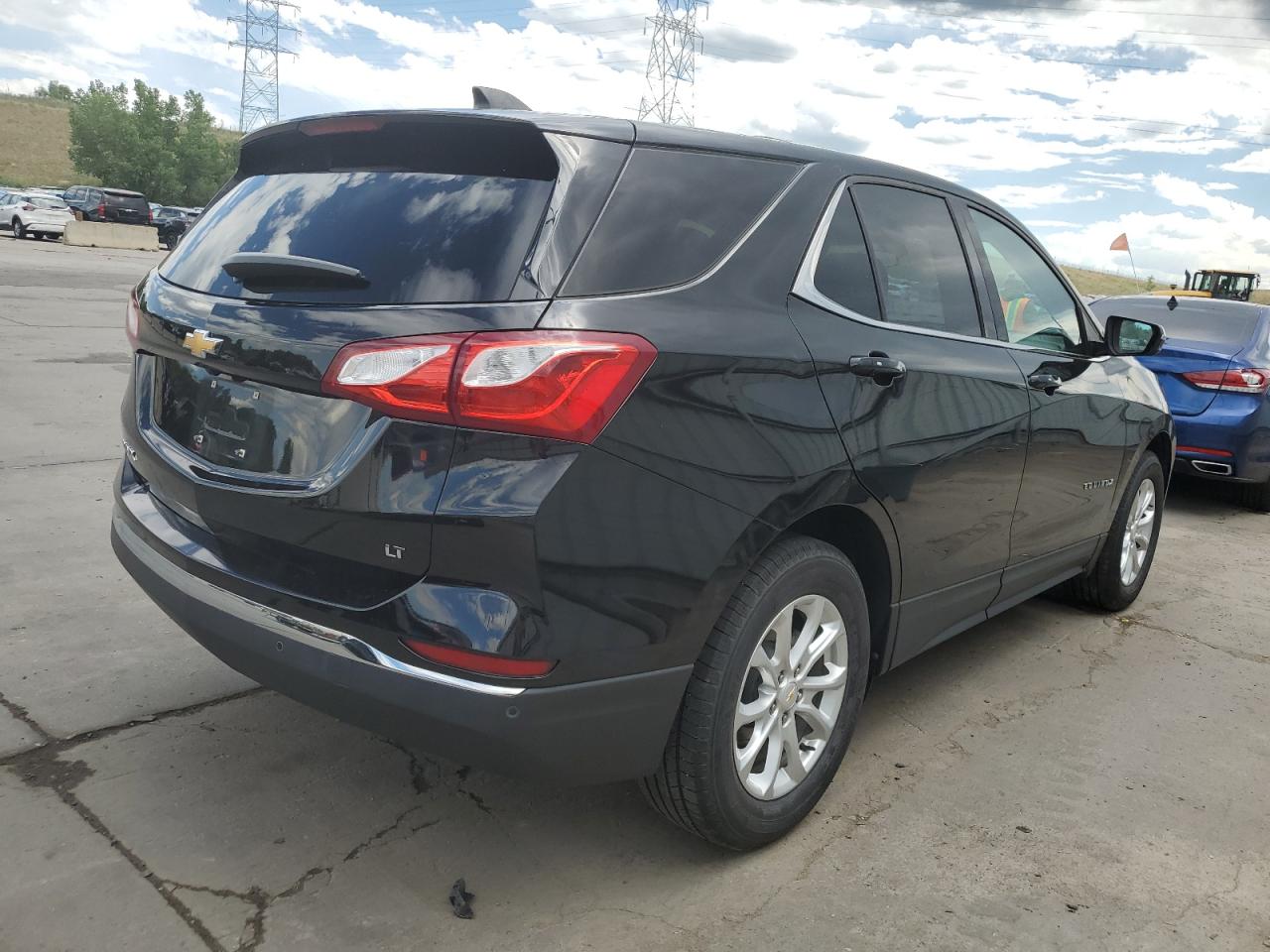 2GNAXJEV6J6246805 2018 Chevrolet Equinox Lt