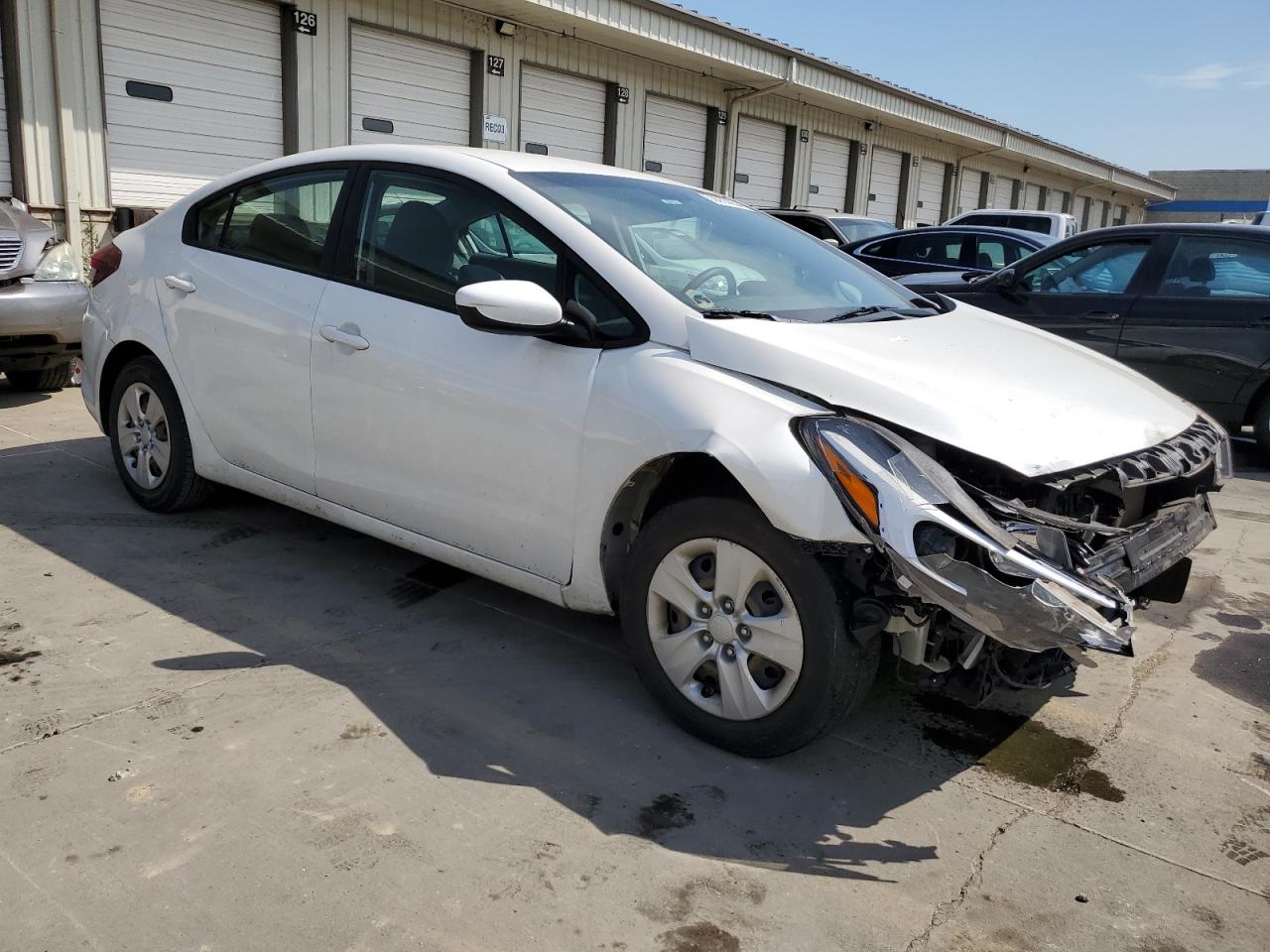 3KPFL4A71JE256998 2018 Kia Forte Lx