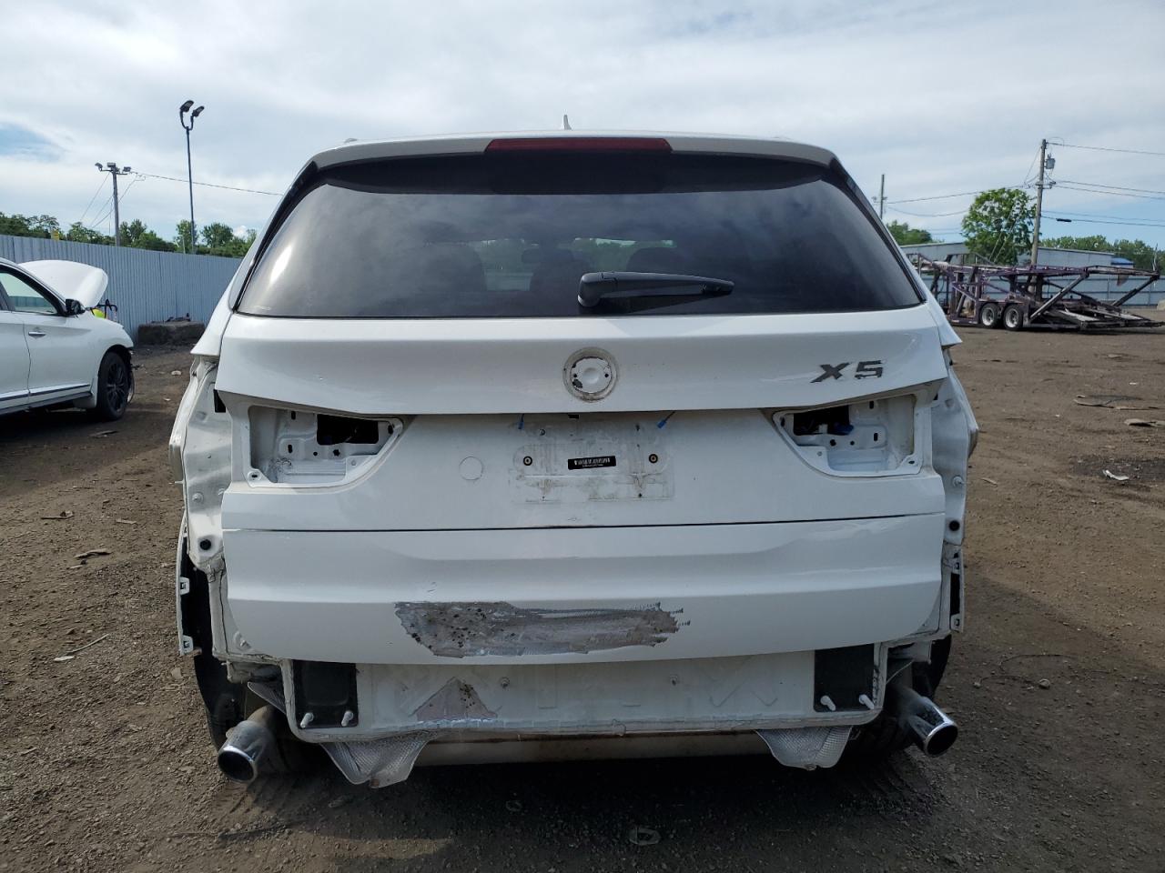 5UXKR0C56H0U52082 2017 BMW X5 xDrive35I