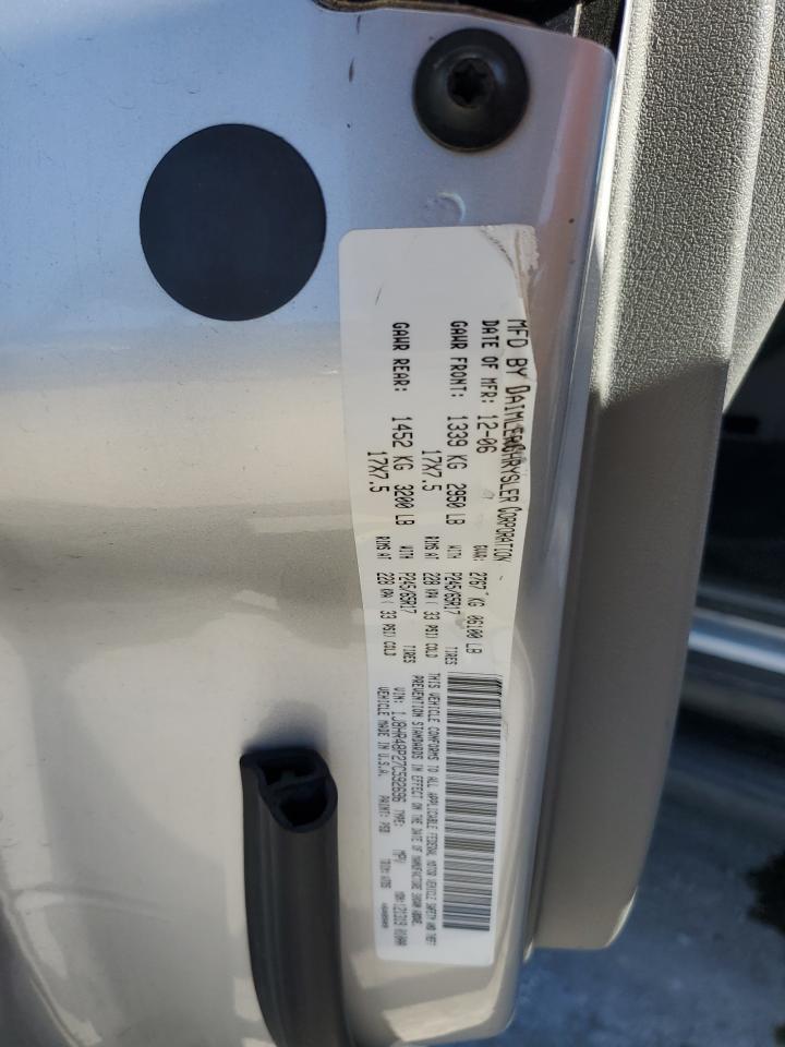 1J8HR48P27C592696 2007 Jeep Grand Cherokee Laredo