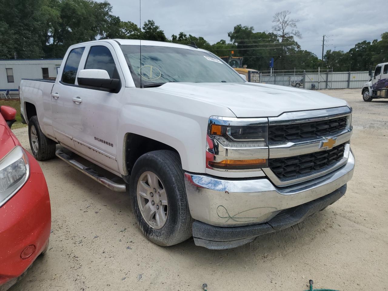 1GCRCREH5JZ141435 2018 Chevrolet Silverado C1500 Lt