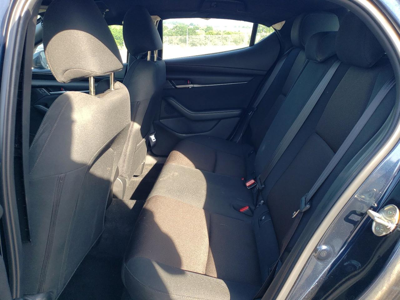 JM1BPAJL6N1520076 2022 Mazda 3